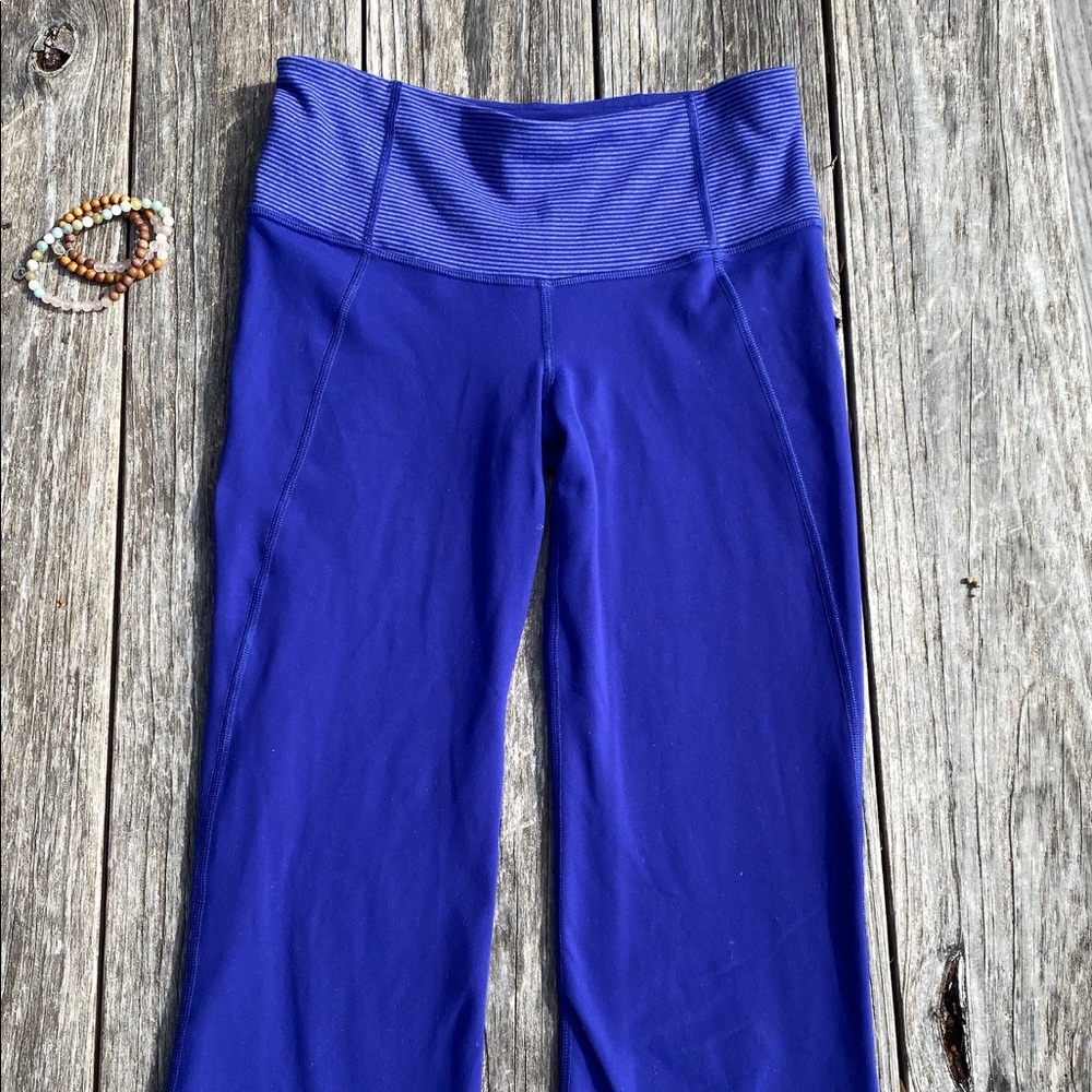 Lululemon 4 Gather and Crow Crop leggings